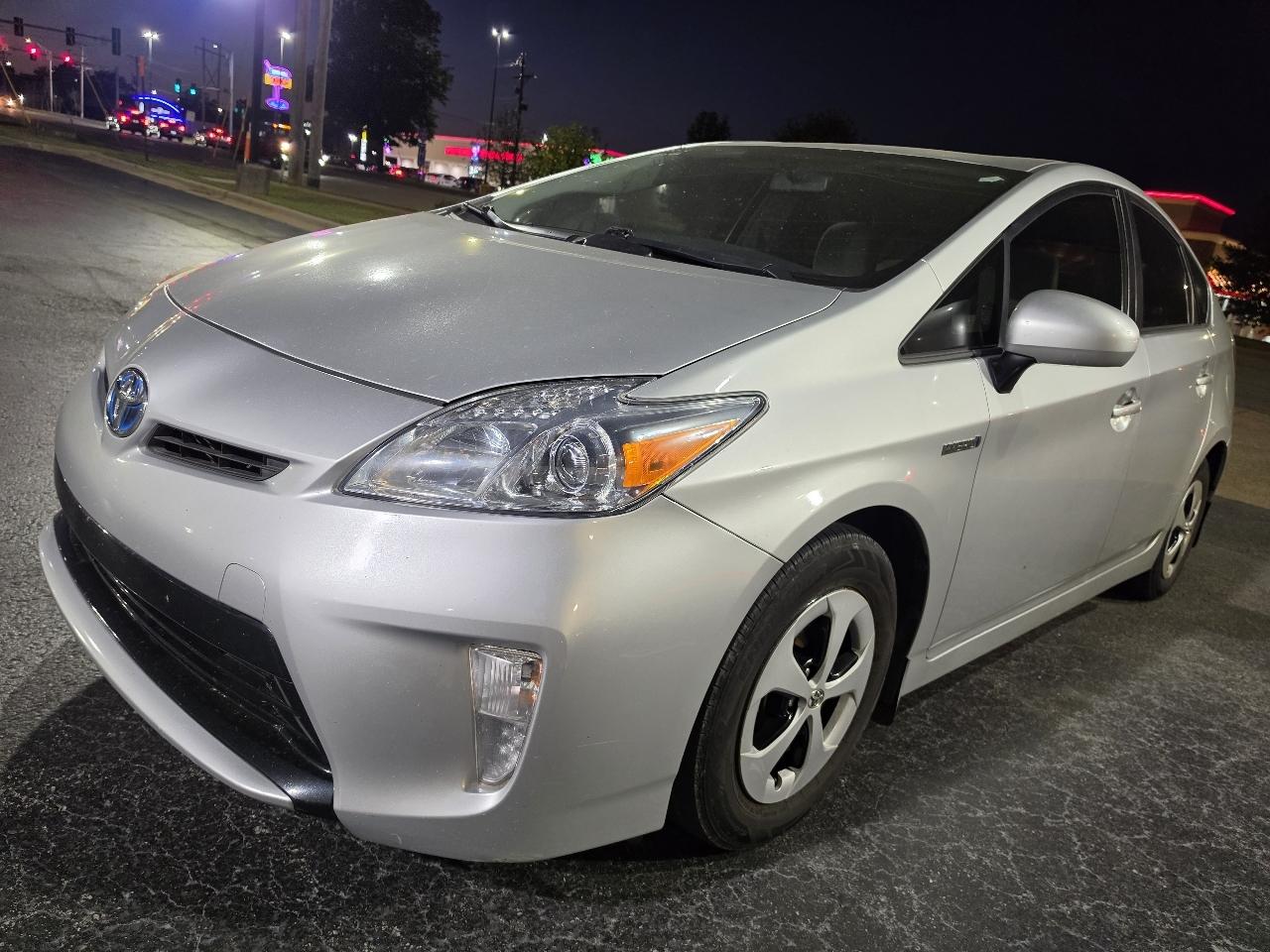 Toyota Prius 5dr HB Three (Natl) 2014