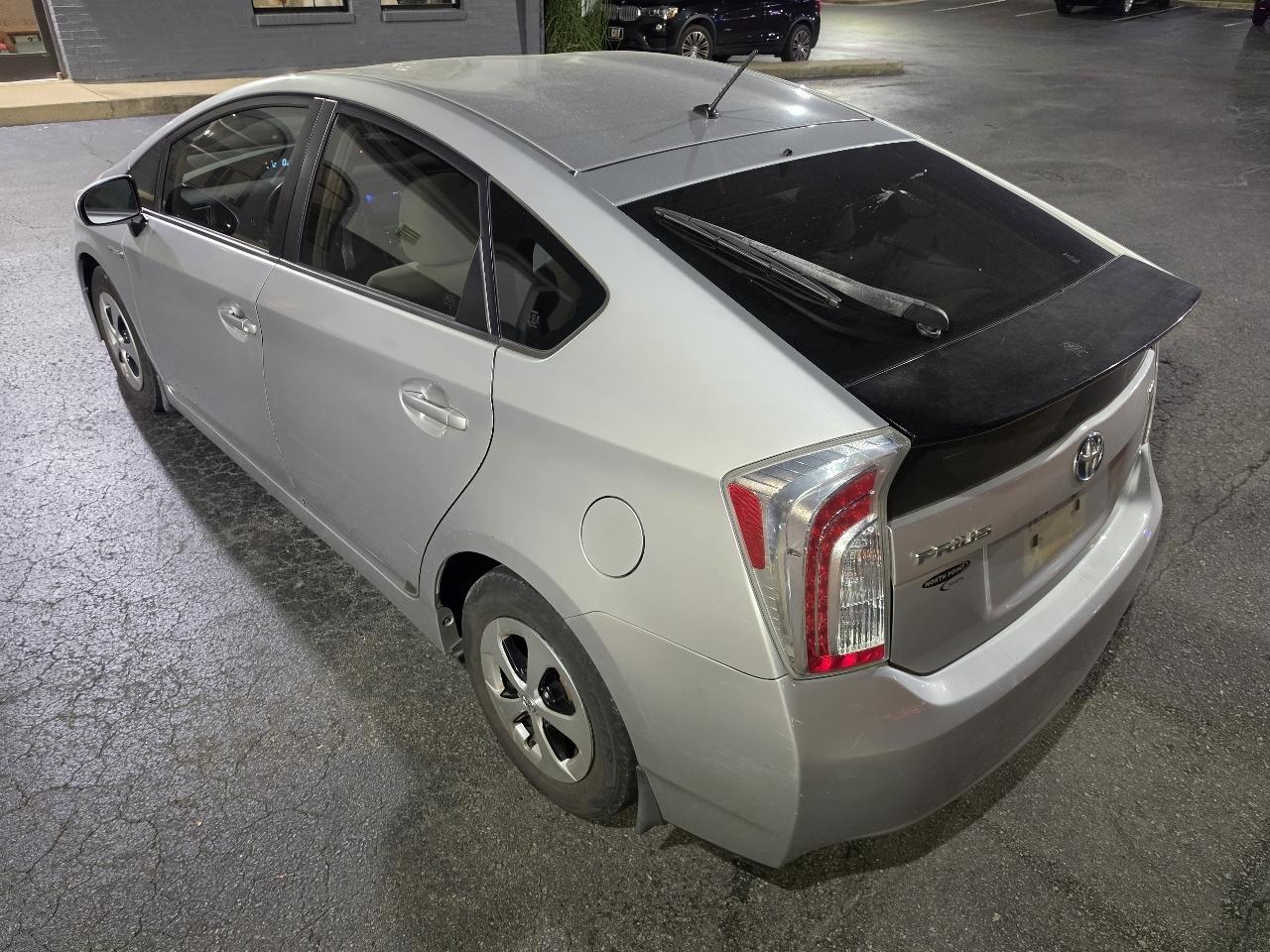 Toyota Prius 5dr HB Three (Natl) 2014