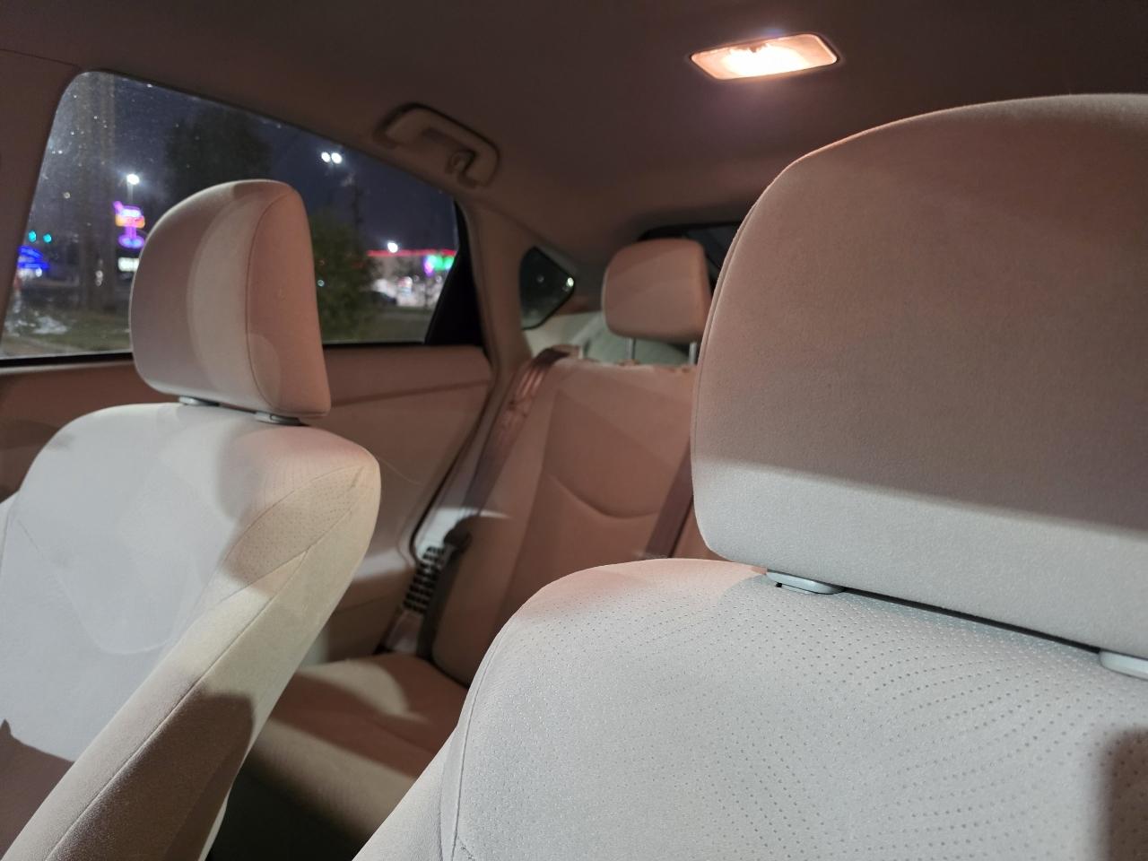 Toyota Prius 5dr HB Three (Natl) 2014
