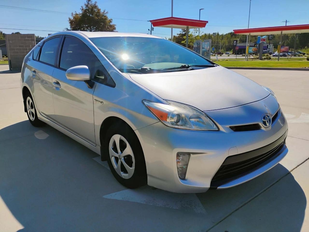 Toyota Prius 5dr HB Three (Natl) 2014