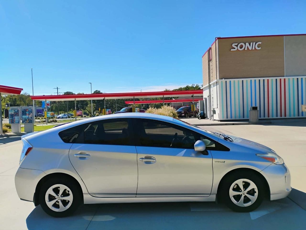 Toyota Prius 5dr HB Three (Natl) 2014