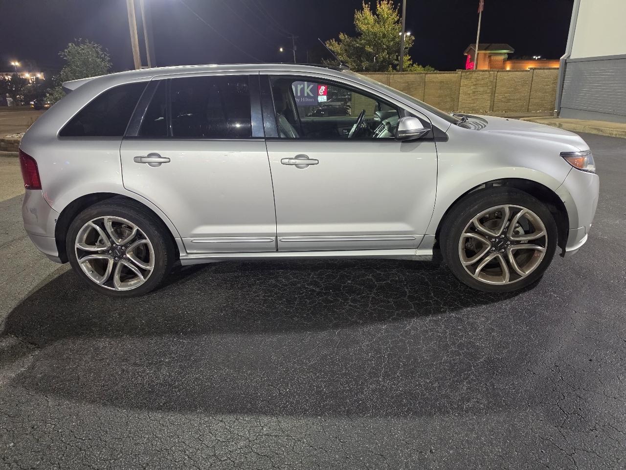 Ford Edge 4dr Sport FWD 2012