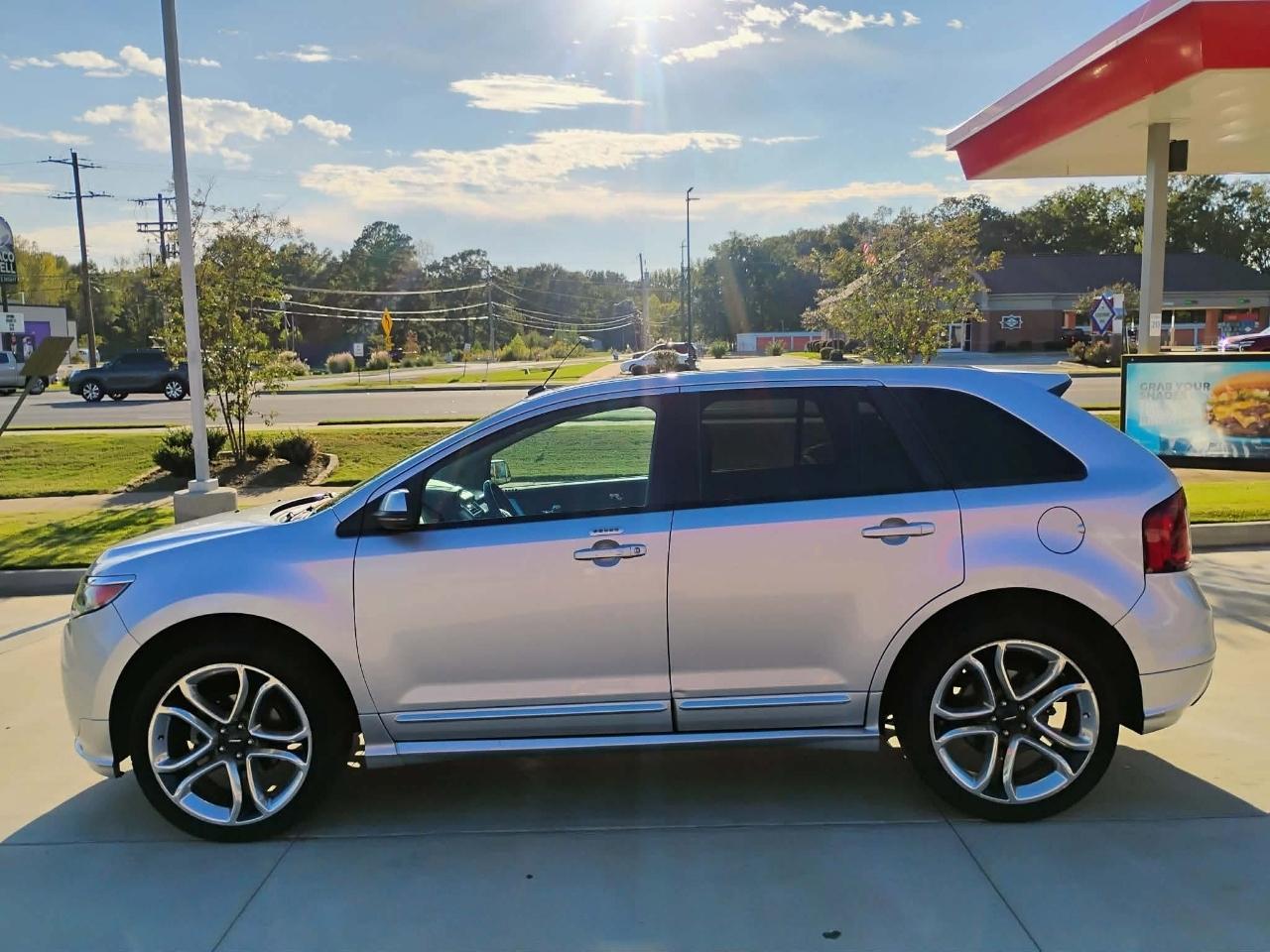Ford Edge 4dr Sport FWD 2012