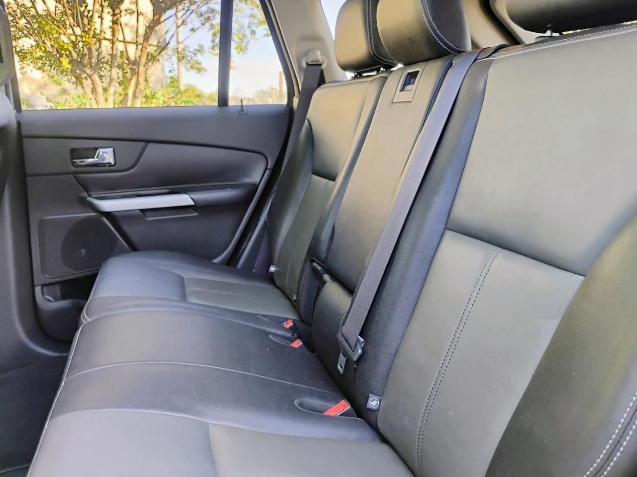 Ford Edge 4dr Sport FWD 2012