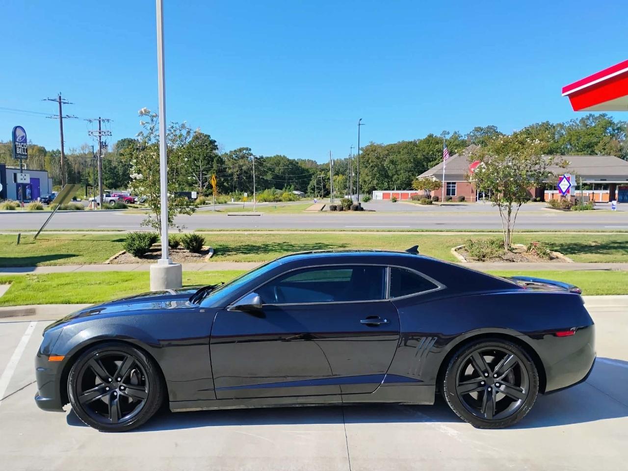 Chevrolet Camaro 2dr Cpe 2SS 2012