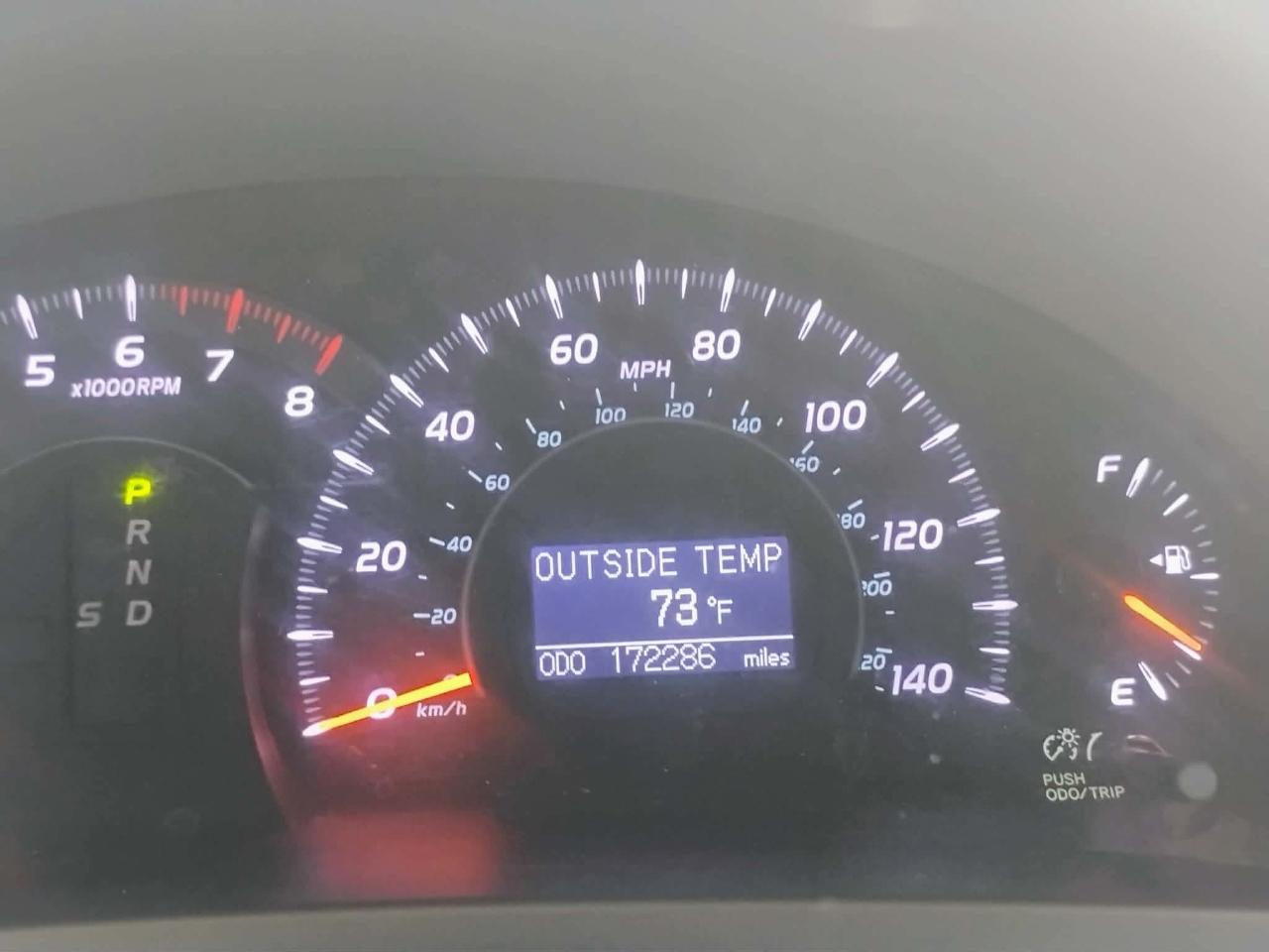 Toyota Camry 4dr Sdn I4 Man (Natl) 2010