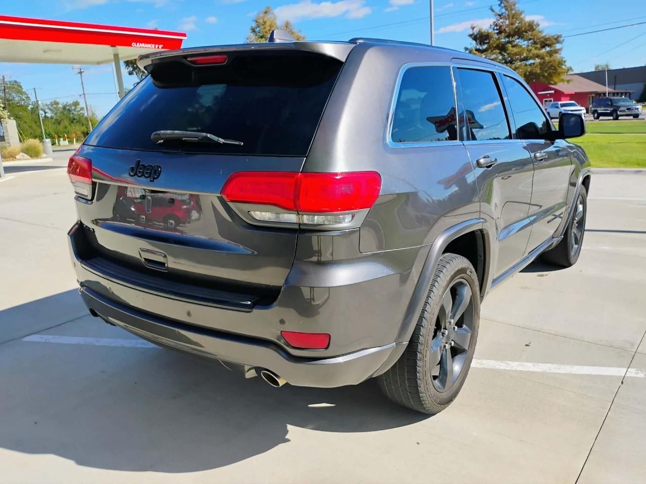 Jeep Grand Cherokee 4WD 4dr Altitude 2015