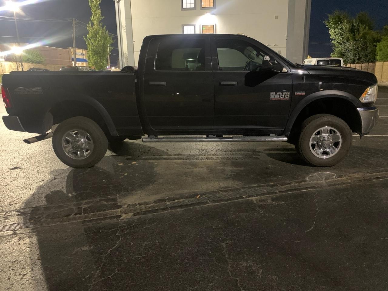 RAM 2500 Tradesman 4x4 Crew Cab 6'4" Box 2018