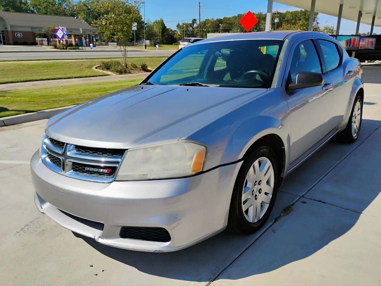 Dodge Avenger 4dr Sdn SE 2013