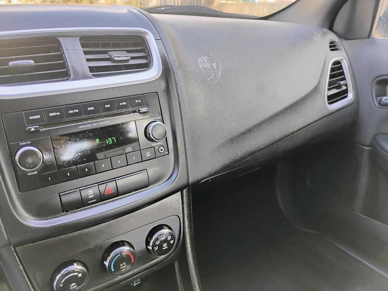 Dodge Avenger 4dr Sdn SE 2013
