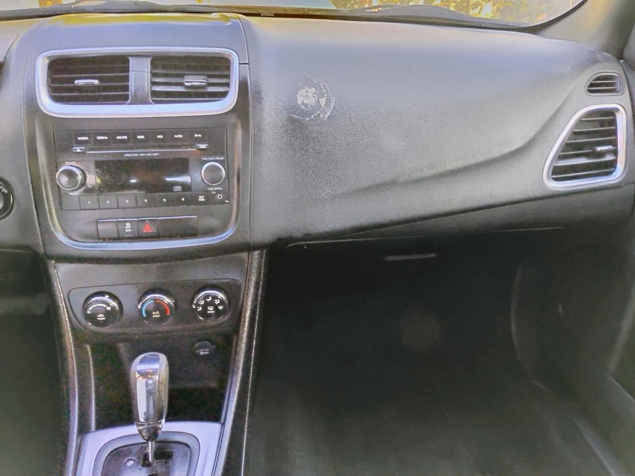 Dodge Avenger 4dr Sdn SE 2013