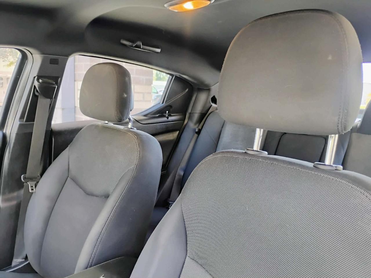 Dodge Avenger 4dr Sdn SE 2013