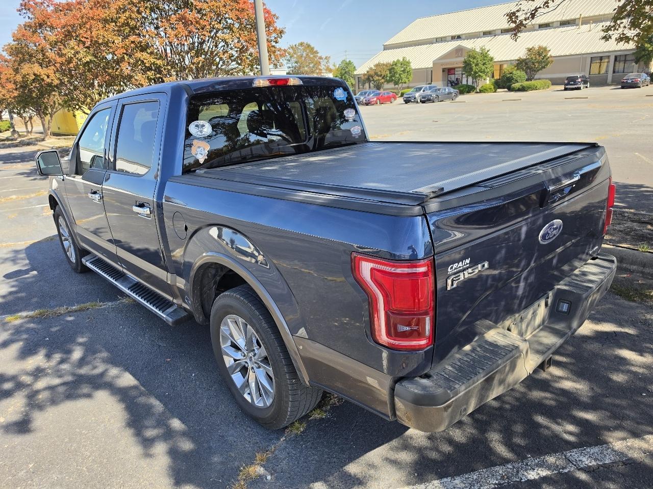 Ford F-150 2WD SuperCrew 157" Lariat 2015