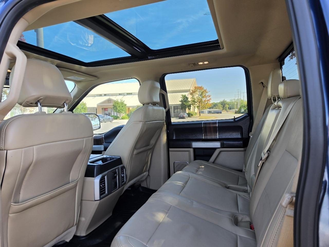 Ford F-150 2WD SuperCrew 157" Lariat 2015