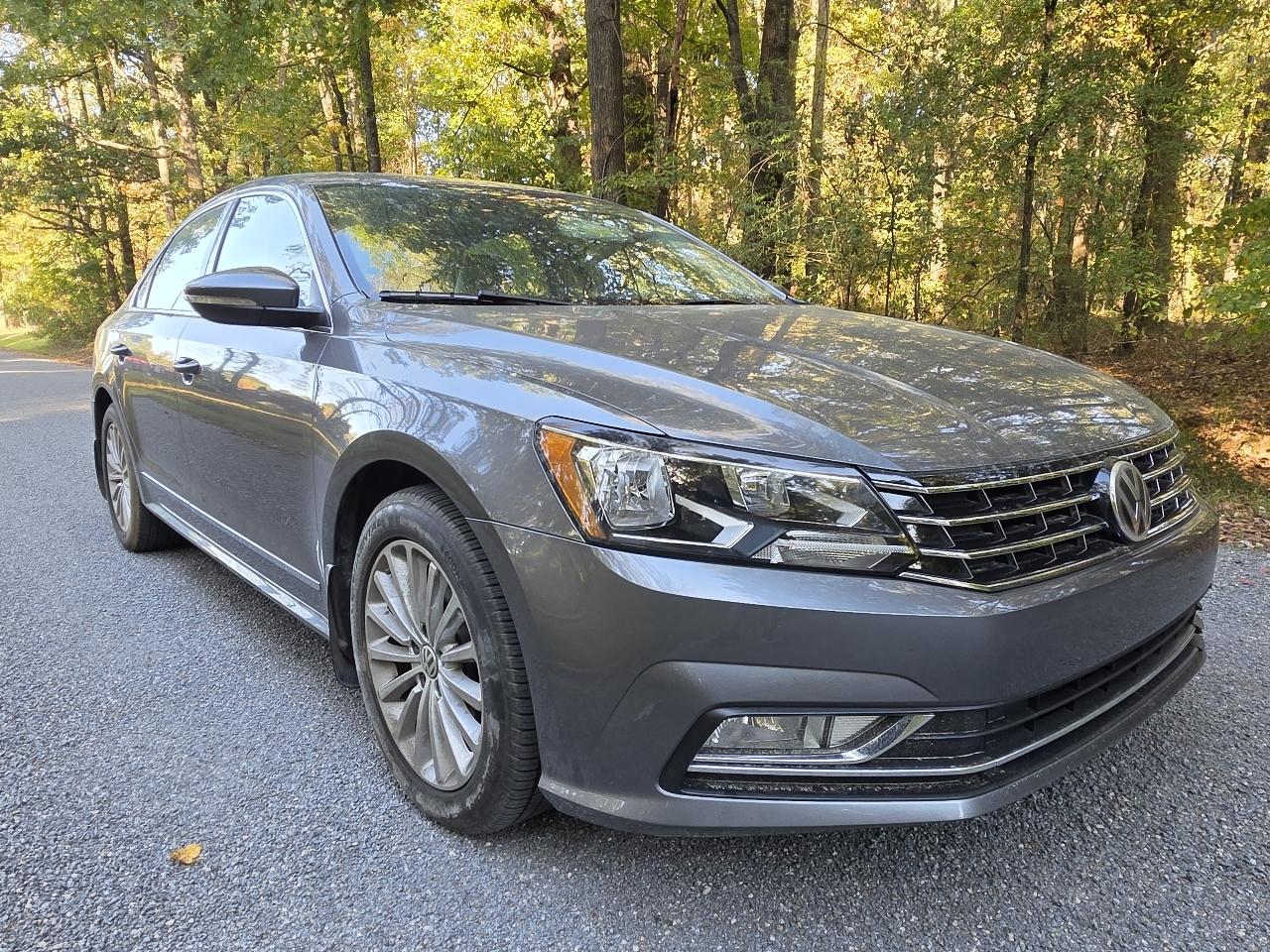 Volkswagen Passat 4dr Sdn 1.8T Auto SE 2016