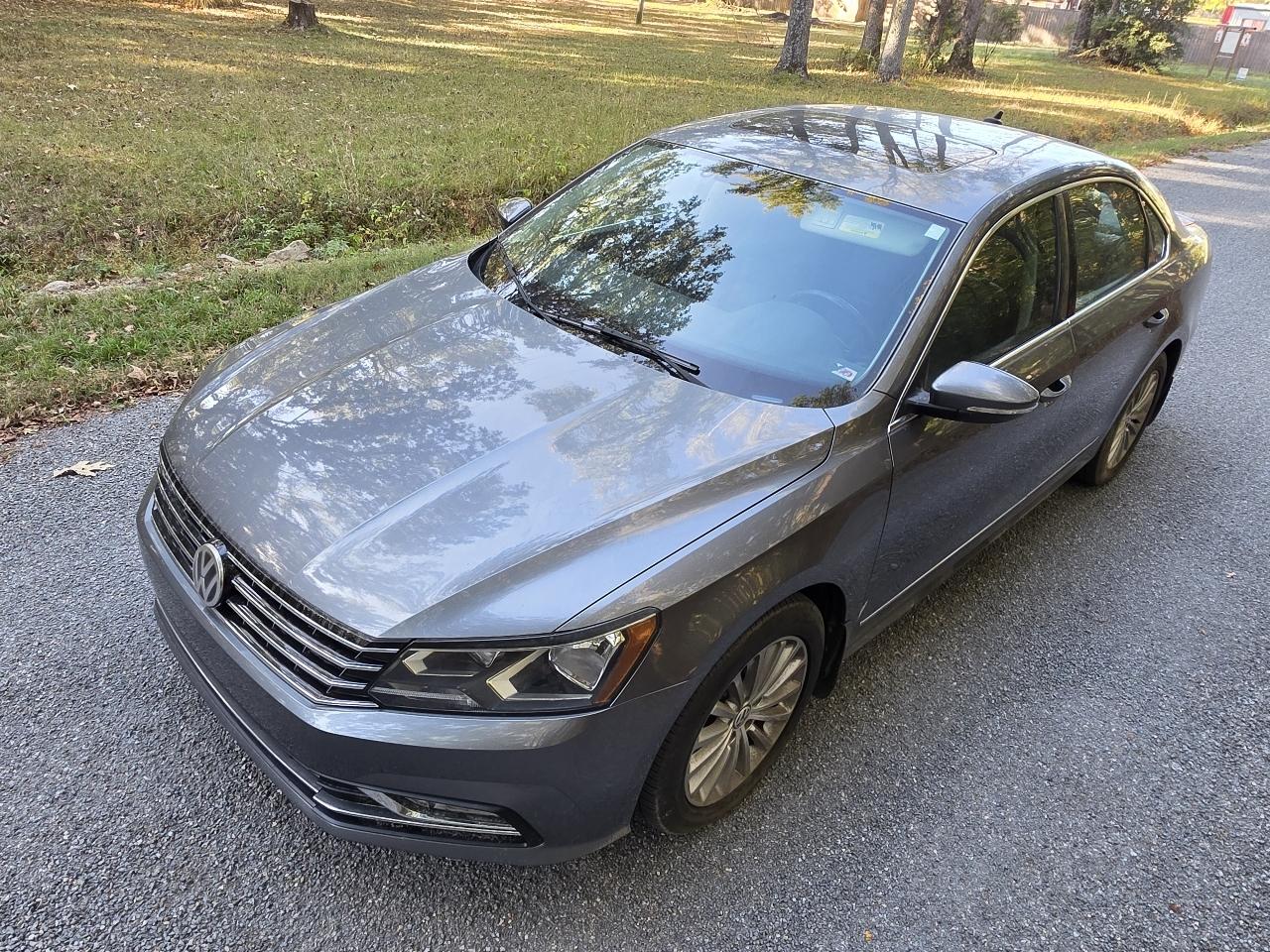 Volkswagen Passat 4dr Sdn 1.8T Auto SE 2016