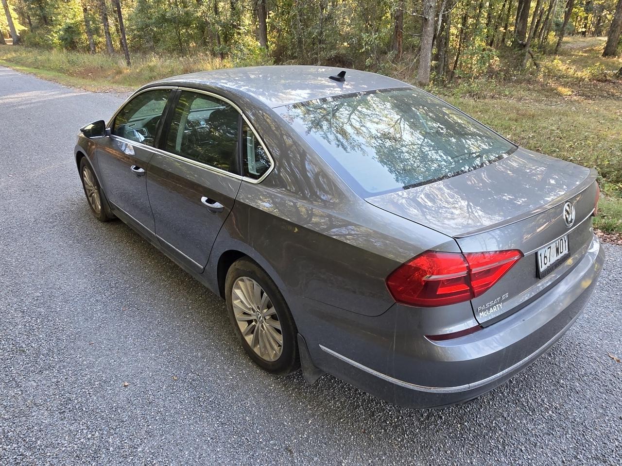 Volkswagen Passat 4dr Sdn 1.8T Auto SE 2016