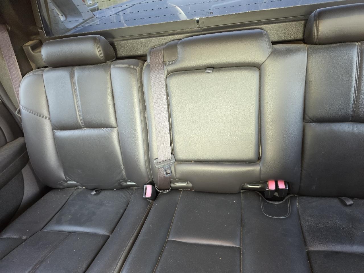 Chevrolet Avalanche 4WD Crew Cab 130" LT w/2LT 2009