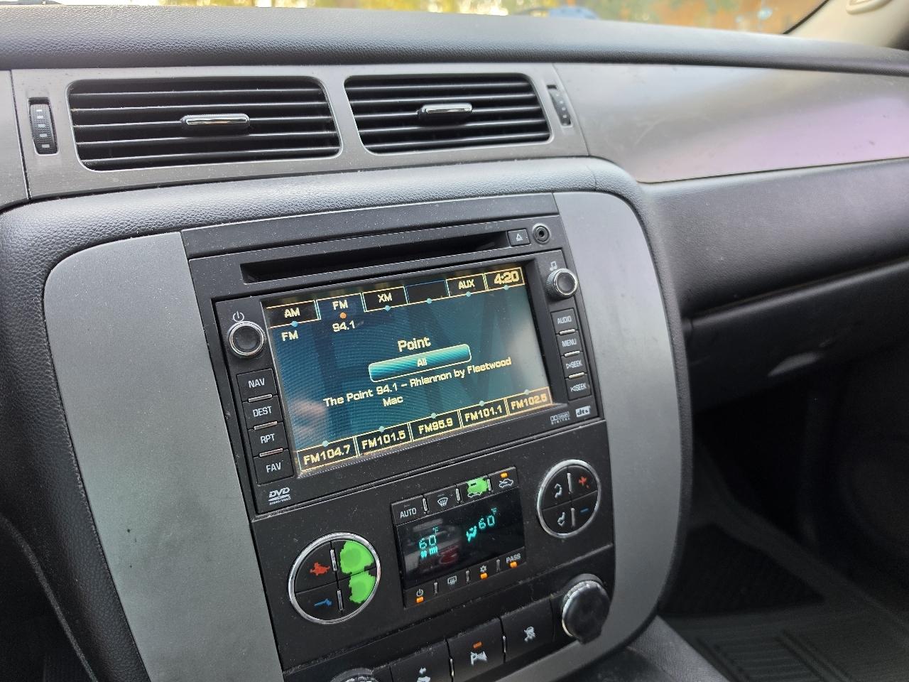 Chevrolet Avalanche 4WD Crew Cab 130" LT w/2LT 2009