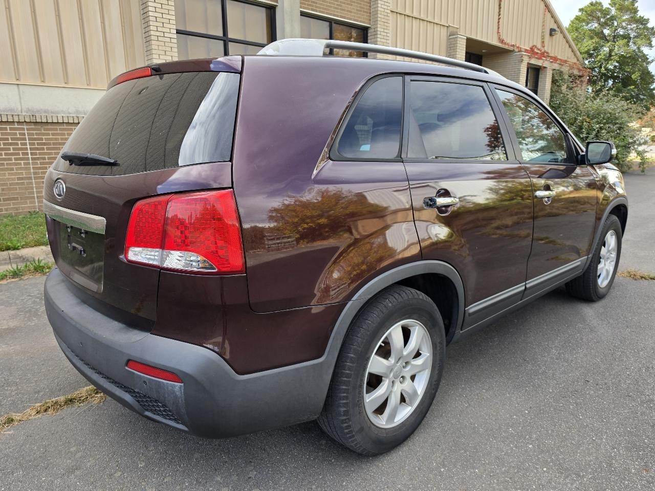 Kia Sorento 2WD 4dr I4-GDI LX 2012