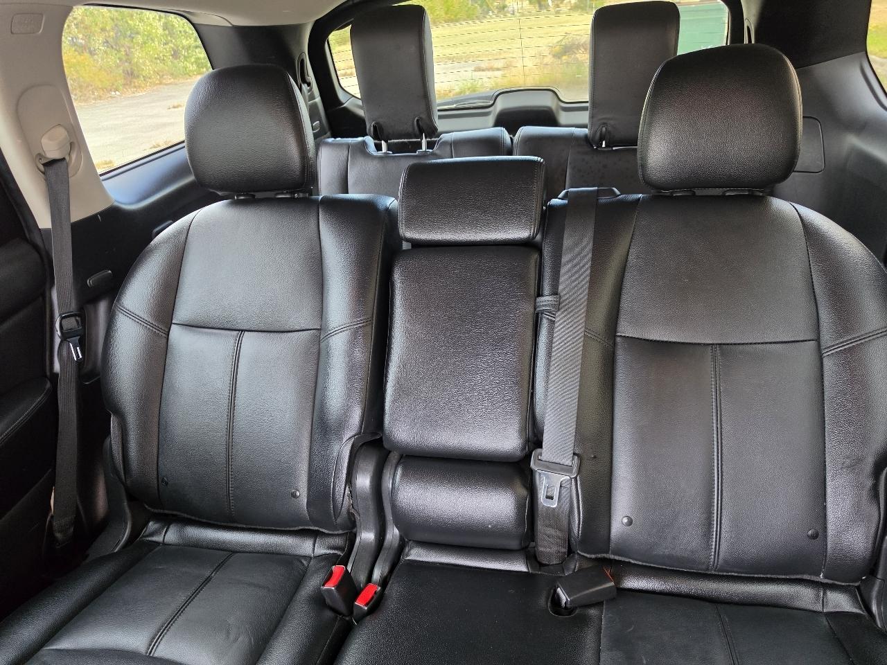Nissan Pathfinder 4x4 SV 2019