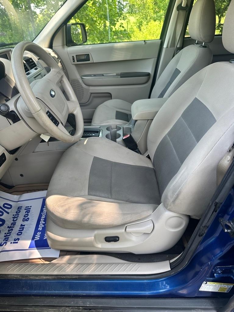 Ford Escape XLT 2WD V6 2008