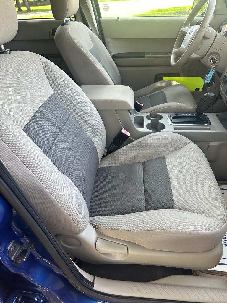 Ford Escape XLT 2WD V6 2008