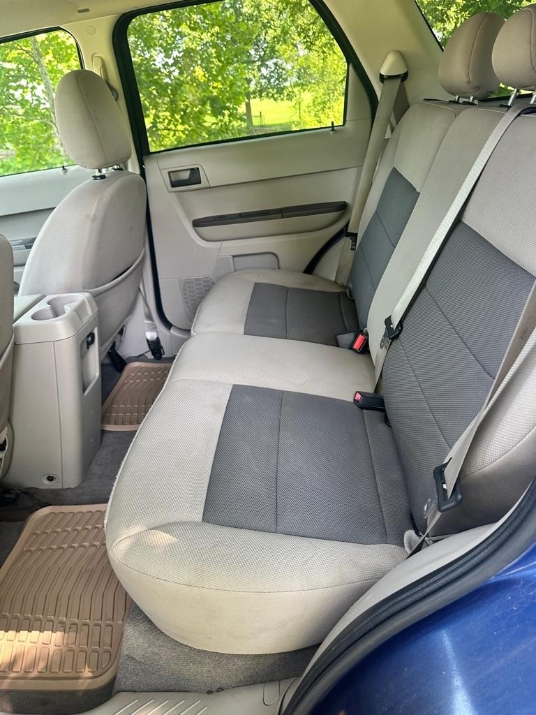 Ford Escape XLT 2WD V6 2008