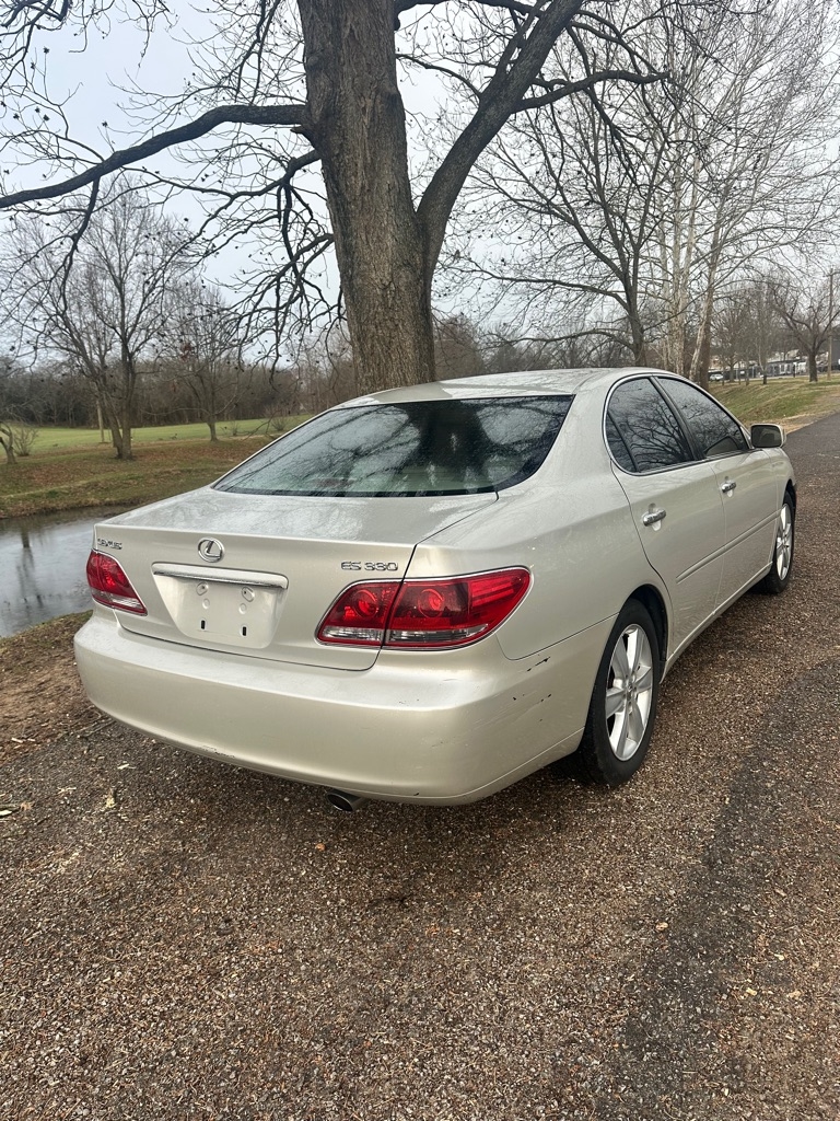 Lexus ES 330 Sedan 2005