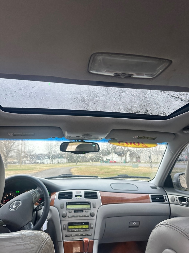 Lexus ES 330 Sedan 2005