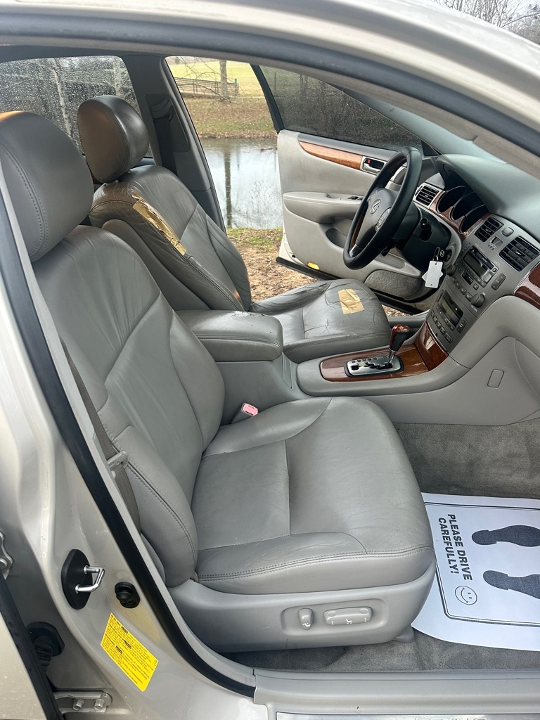 Lexus ES 330 Sedan 2005