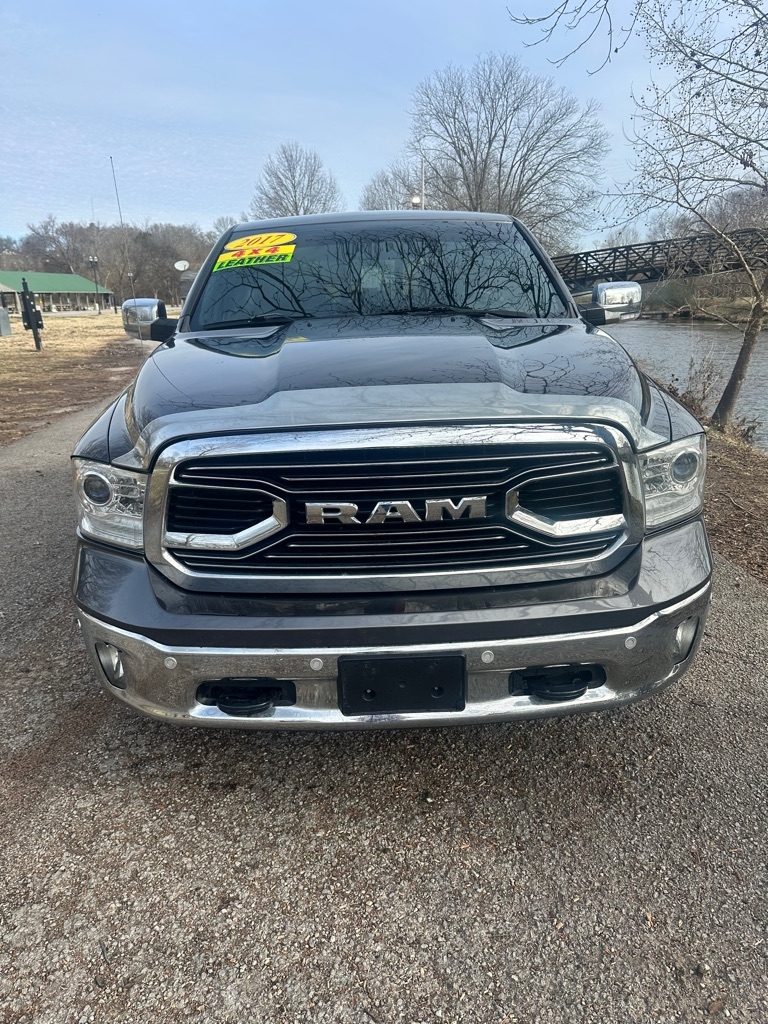 2017 RAM Ram 1500 Pickup Laramie Limited
