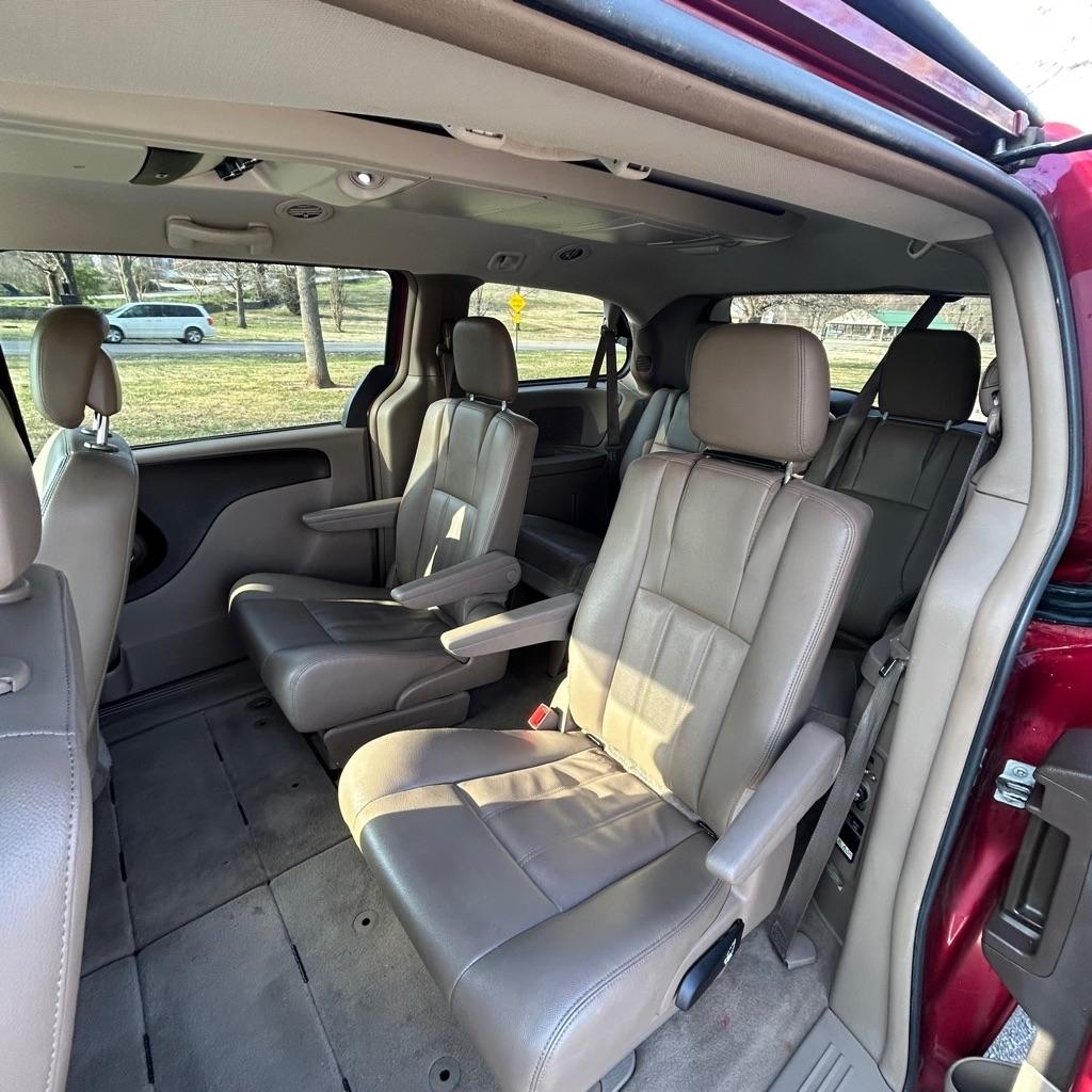 Chrysler Town & Country Touring 2016