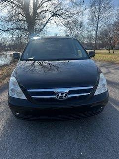 Hyundai Entourage  2007