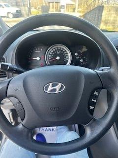 Hyundai Entourage  2007