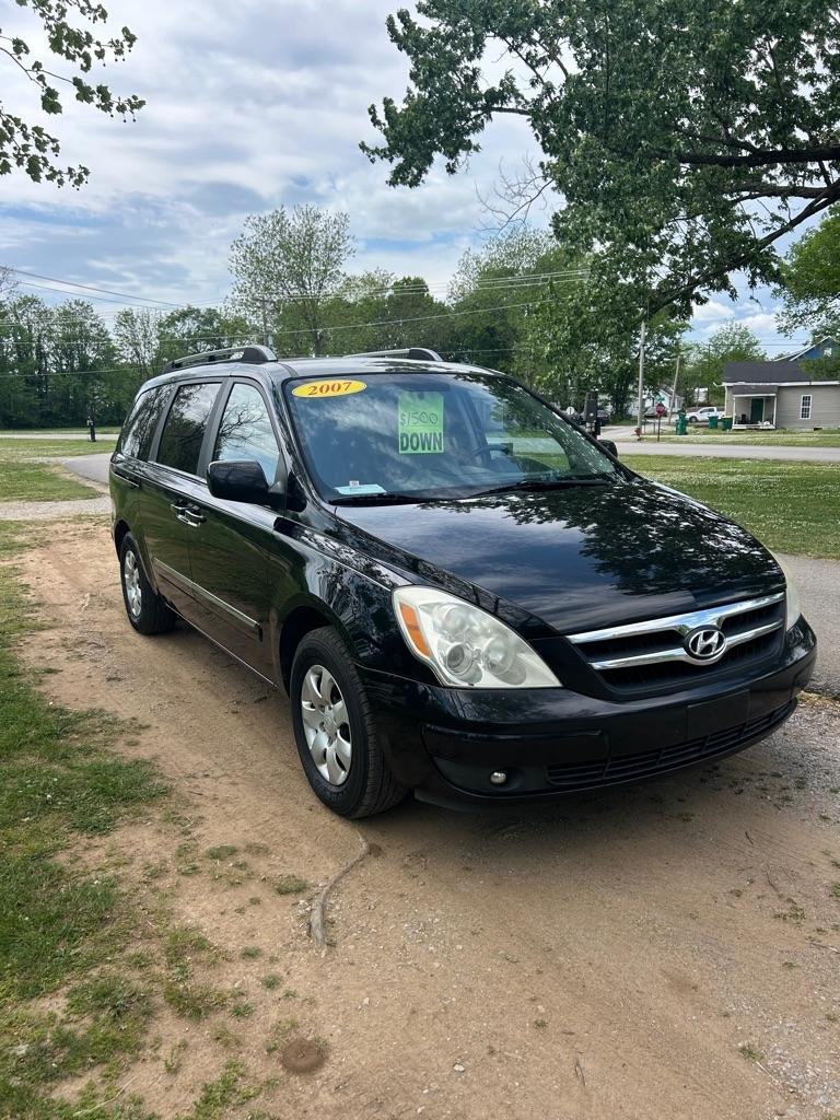 Hyundai Entourage  2007