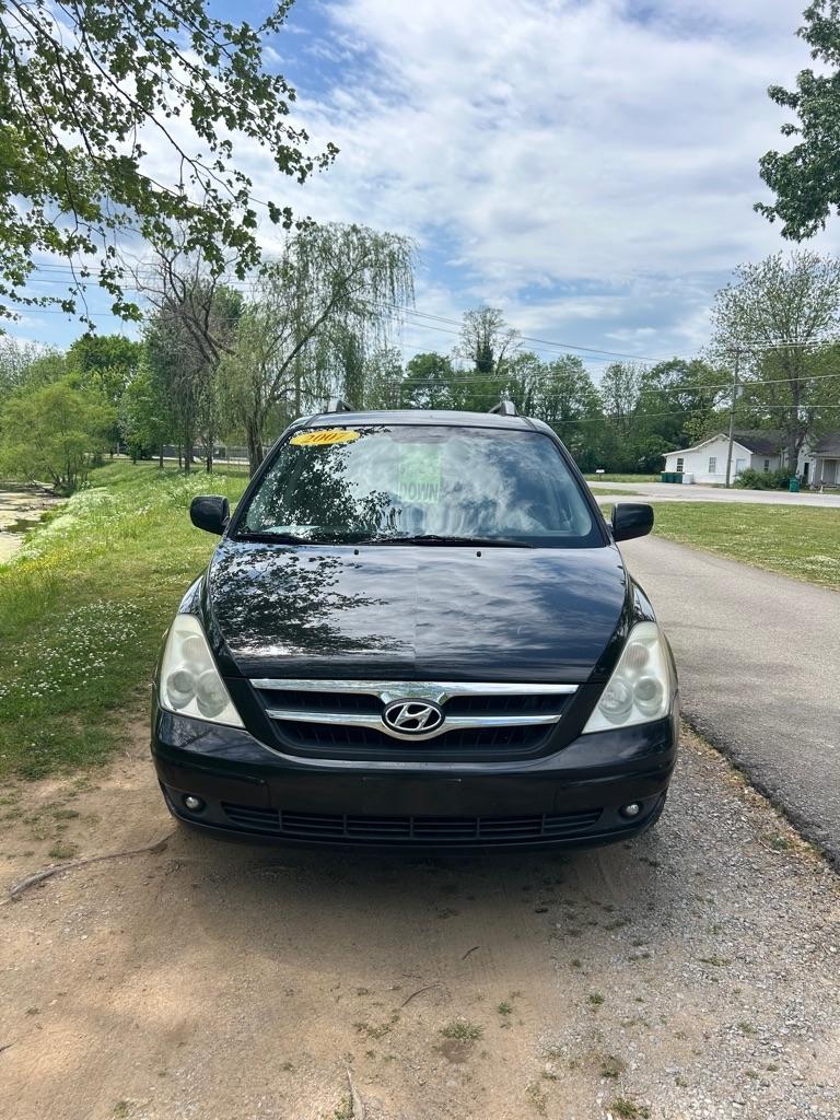 Hyundai Entourage  2007