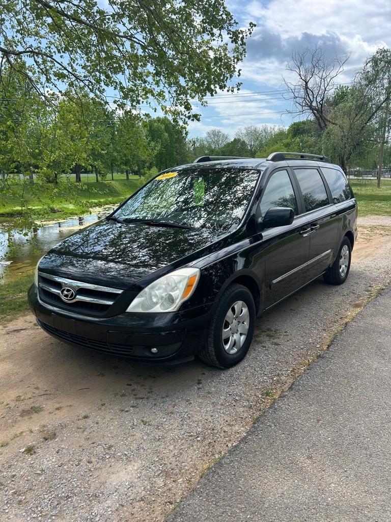 Hyundai Entourage  2007