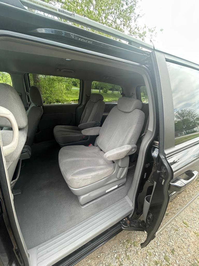 Hyundai Entourage  2007