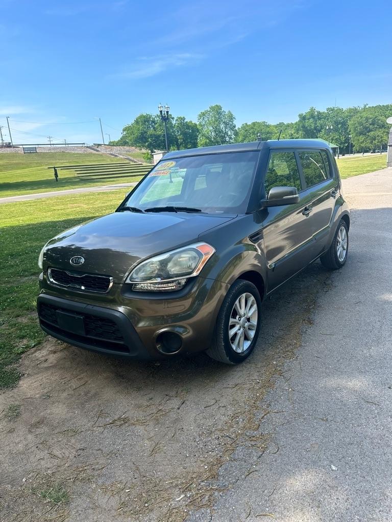 Kia Soul + 2012