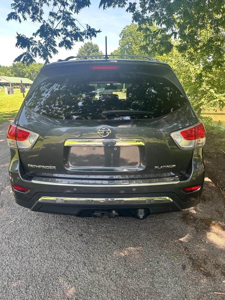 Nissan Pathfinder S 2WD 2014