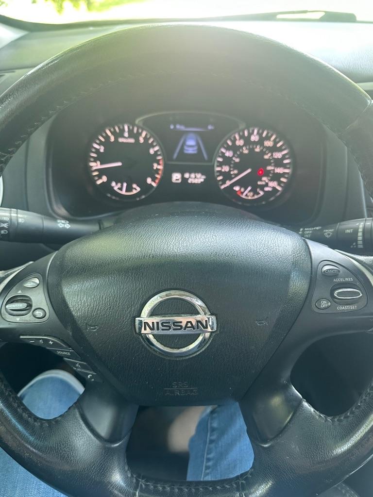 Nissan Pathfinder S 2WD 2014
