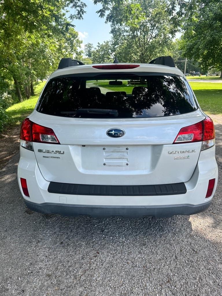 Subaru Outback 2.5i Limited 2013
