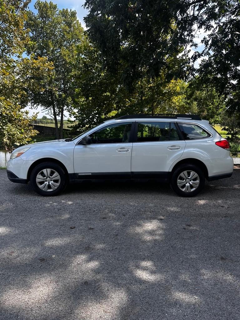 Subaru Outback 2.5i 2011