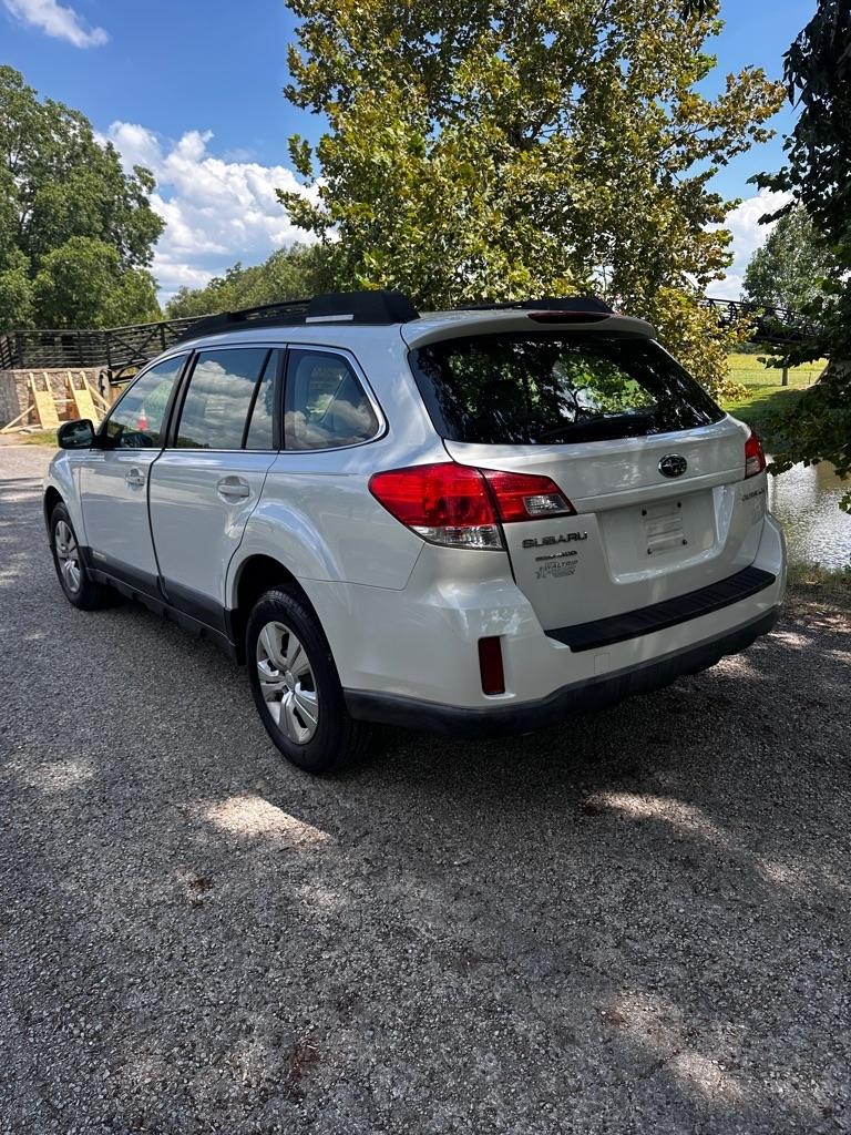 Subaru Outback 2.5i 2011