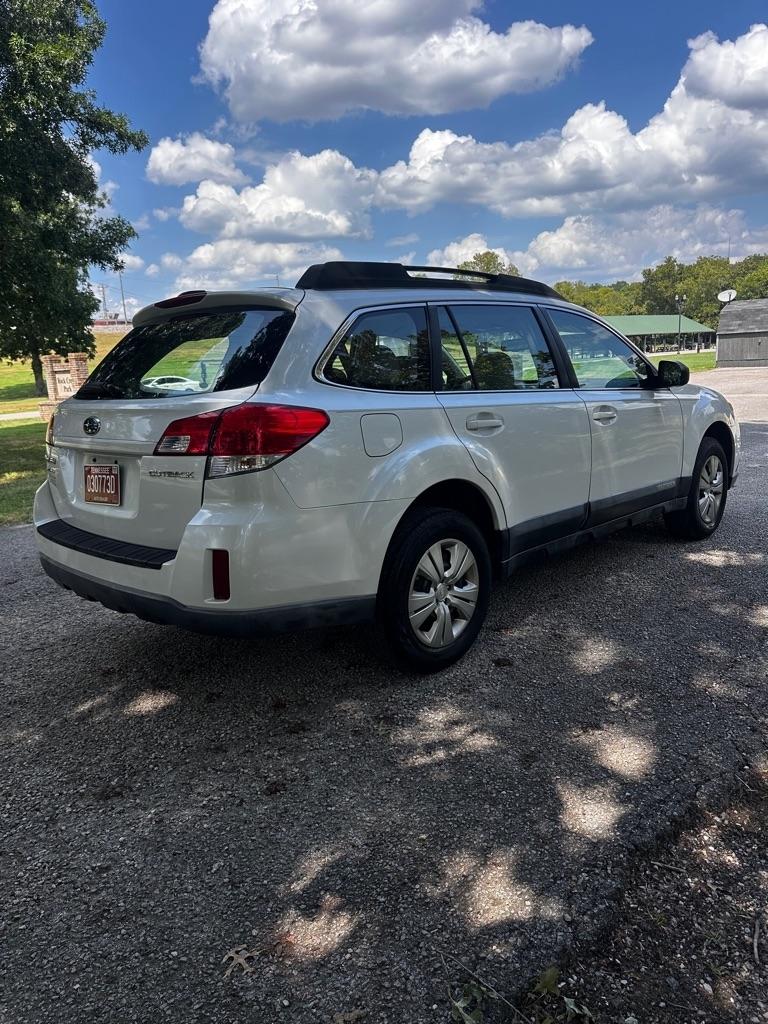 Subaru Outback 2.5i 2011