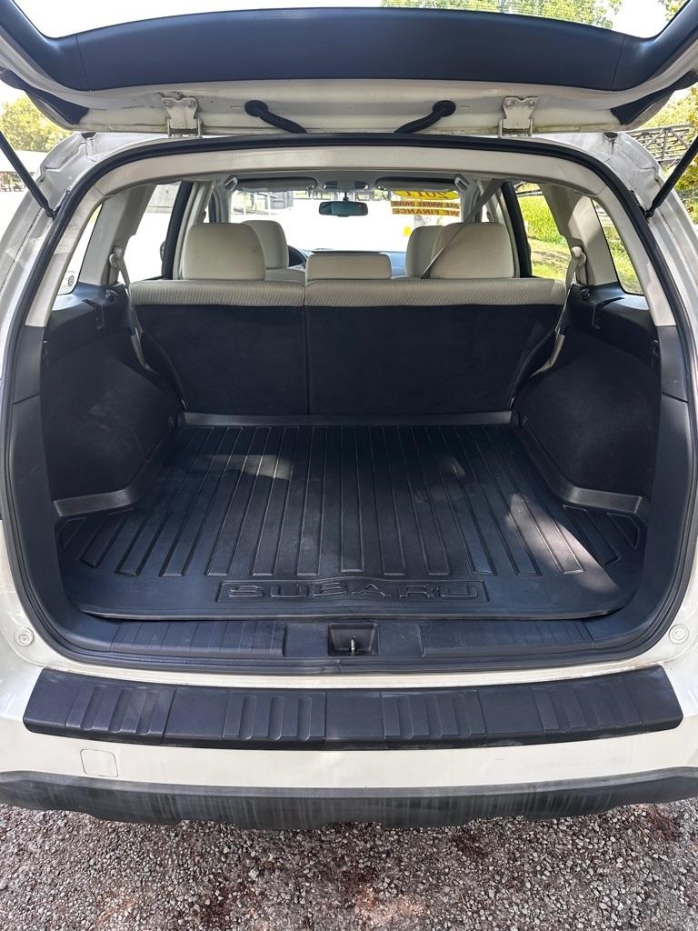 Subaru Outback 2.5i 2011