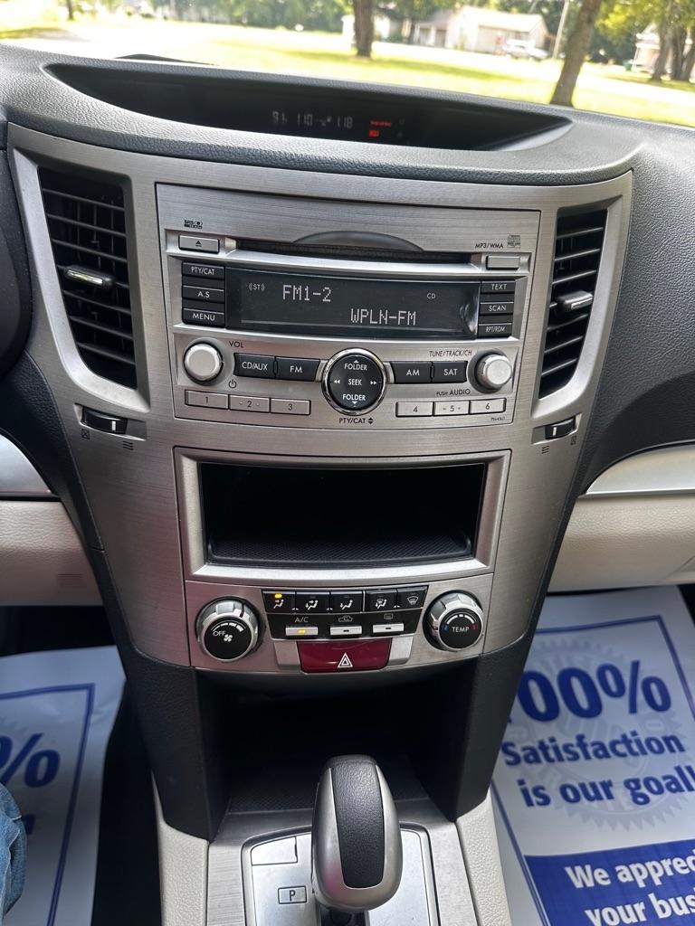 Subaru Outback 2.5i 2011
