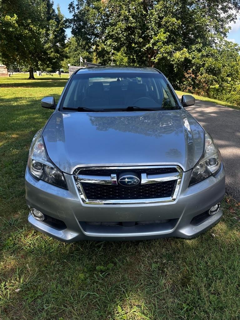 Subaru Legacy 3.6R Limited 2013