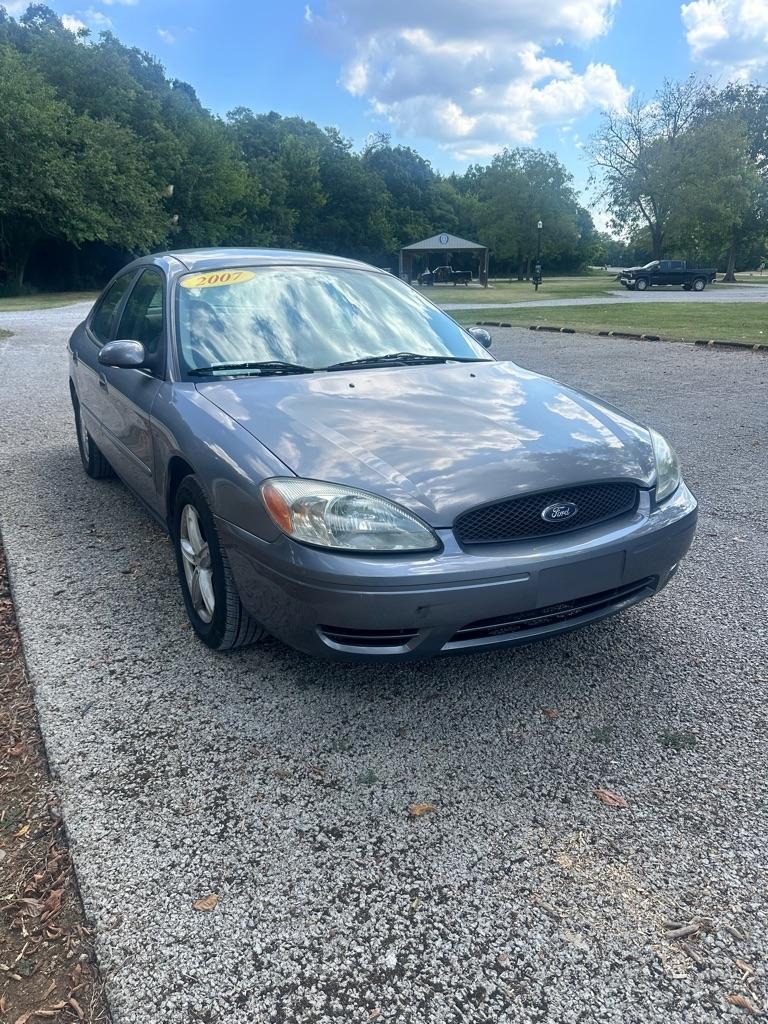Ford Taurus SEL 2007